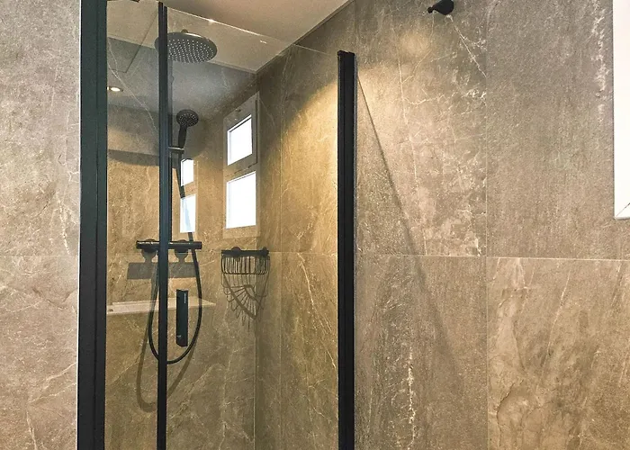 Apartment Modern 3 Bedroom In Puerto Banus