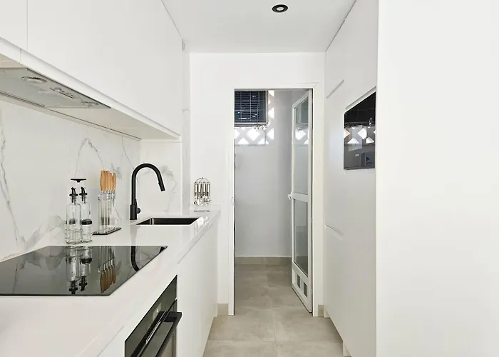Apartment Modern 3 Bedroom In Puerto Banus *