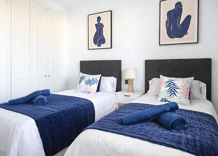 Modern 3 Bedroom In Puerto Banus Apartment Marbella