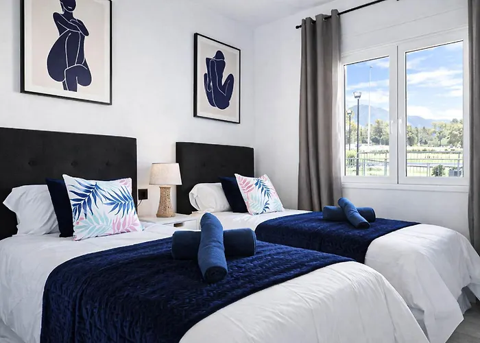 Modern 3 Bedroom In Puerto Banus Apartment