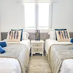 Modern 3 Bedroom In Puerto Banus Appartamento