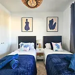 Modern 3 Bedroom In Puerto Banus Appartamento *