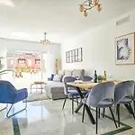 Modern 3 Bedroom In Puerto Banus Appartamento Marbella