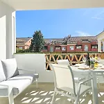 Modern 3 Bedroom In Puerto Banus * Marbella