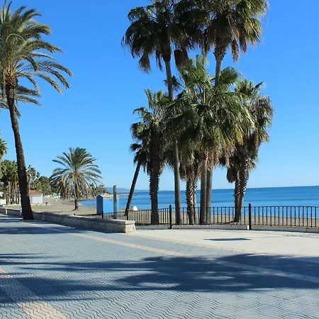 Modern 3 Bedroom In Puerto Banus Apartman